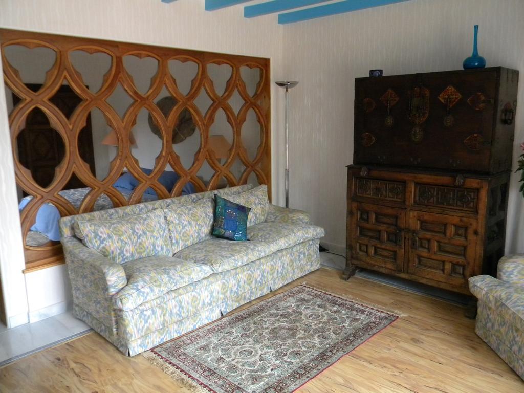 Les Arbousiers Hotel Céret Стая снимка