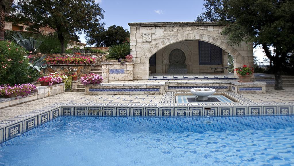 Les Arbousiers Hotel Céret Екстериор снимка